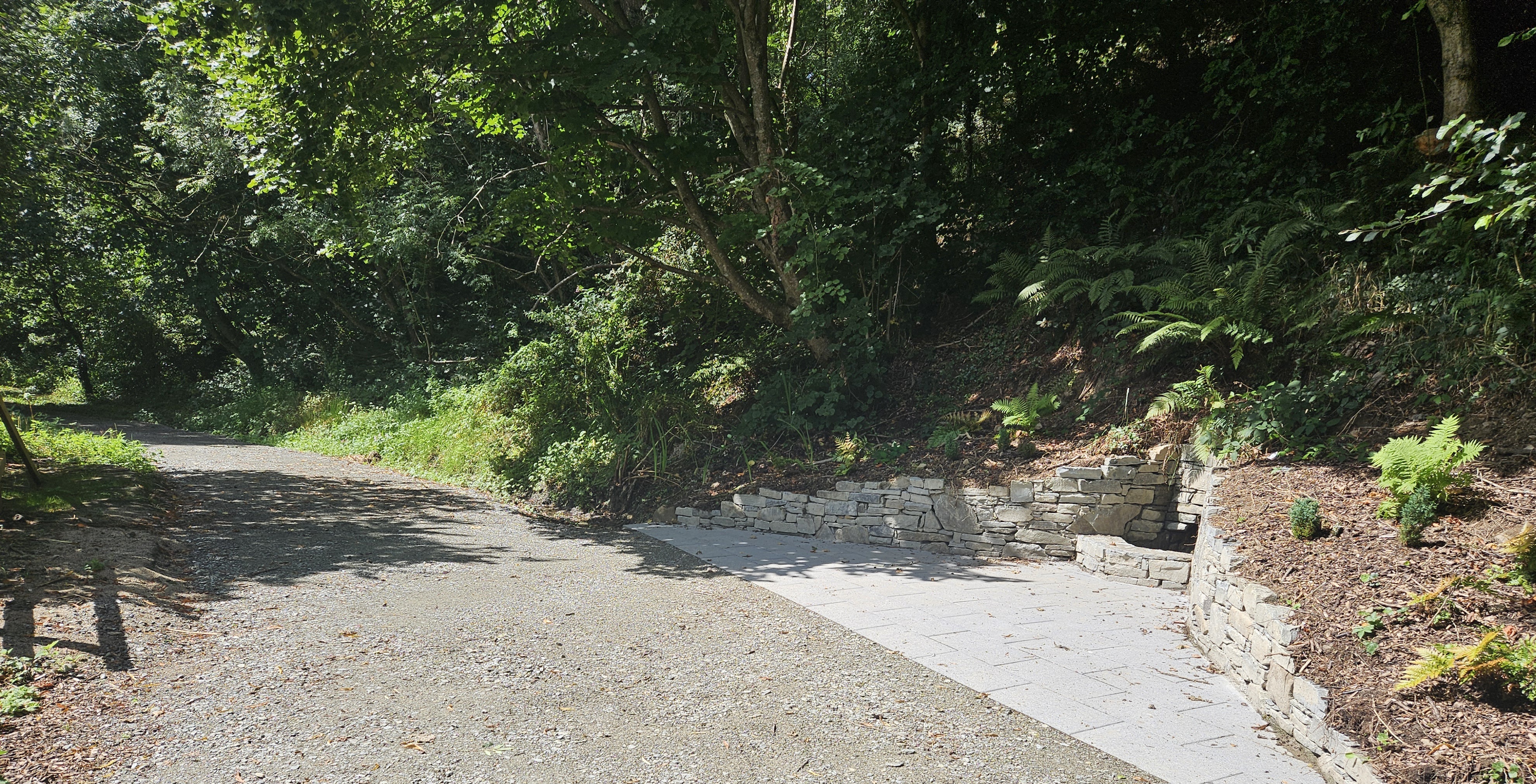 Watty's Well and the Brooklyn bench